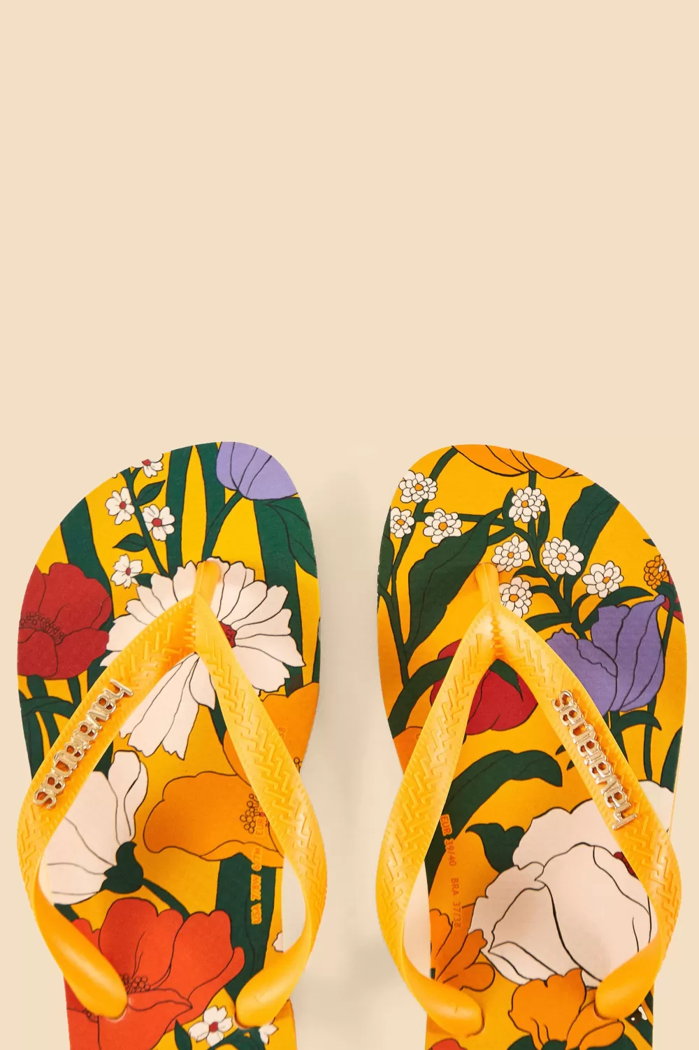 Bucolic Floral Havaianas Sandals | FARM Rio Flash Sale